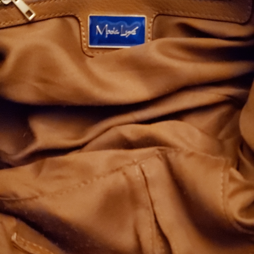 Purse - Picture 2 of 3